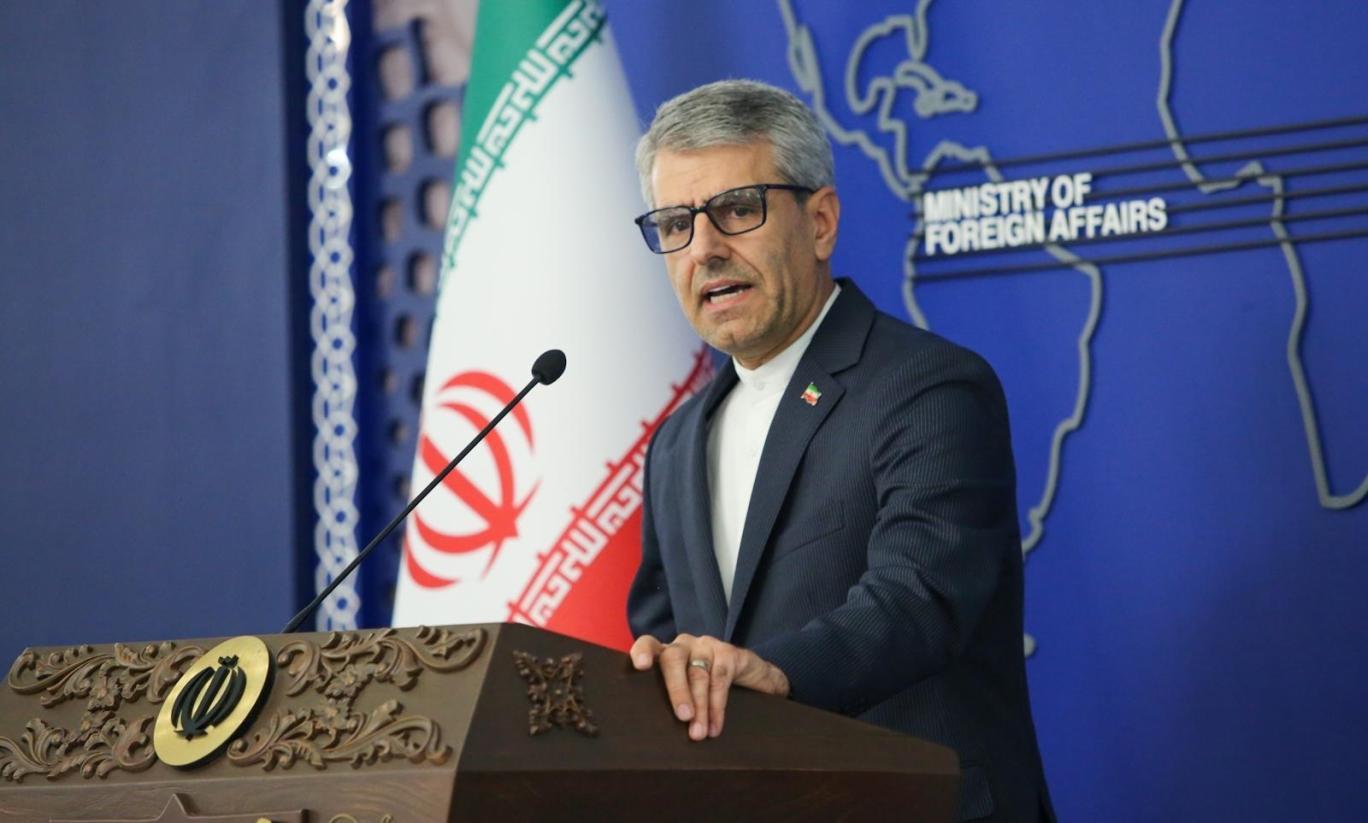 Esmaïl Baghaï, porte-parole du ministère iranien des Affaires étrangères, s’exprime lors d’une conférence de presse à Téhéran.